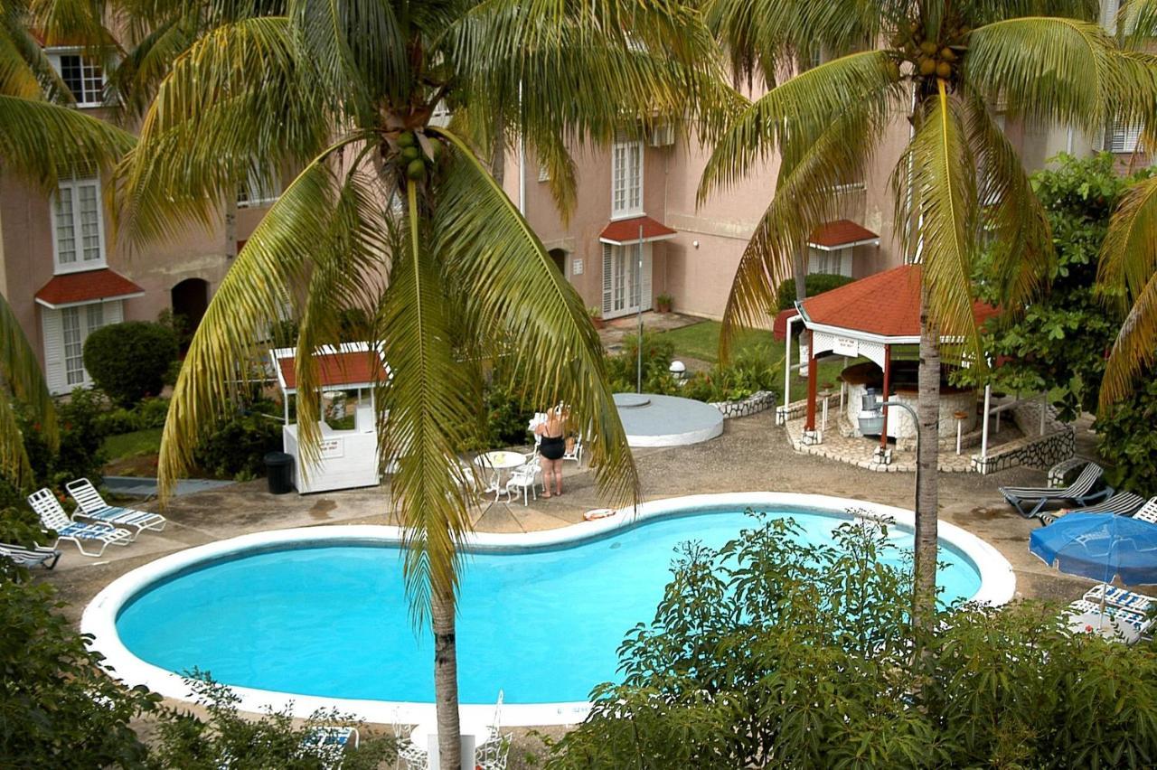 Lovely Modern 1Bedroom Overlooking Carribean Sea. オーチョ・リオス エクステリア 写真